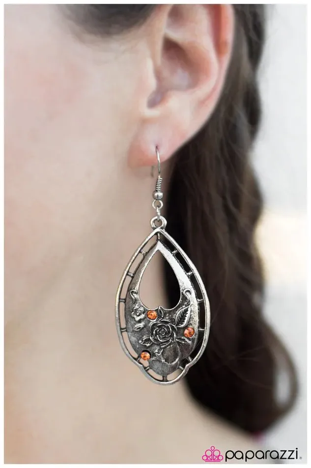 Paparazzi Earring Decorated Detail Orange Paparazzi Jewelry Earrings