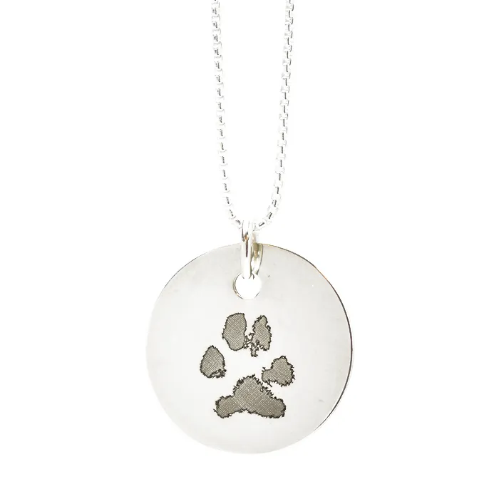 Circle Necklace with Paw Print Engraving in Sterling Silver closebymejewelry Necklaces