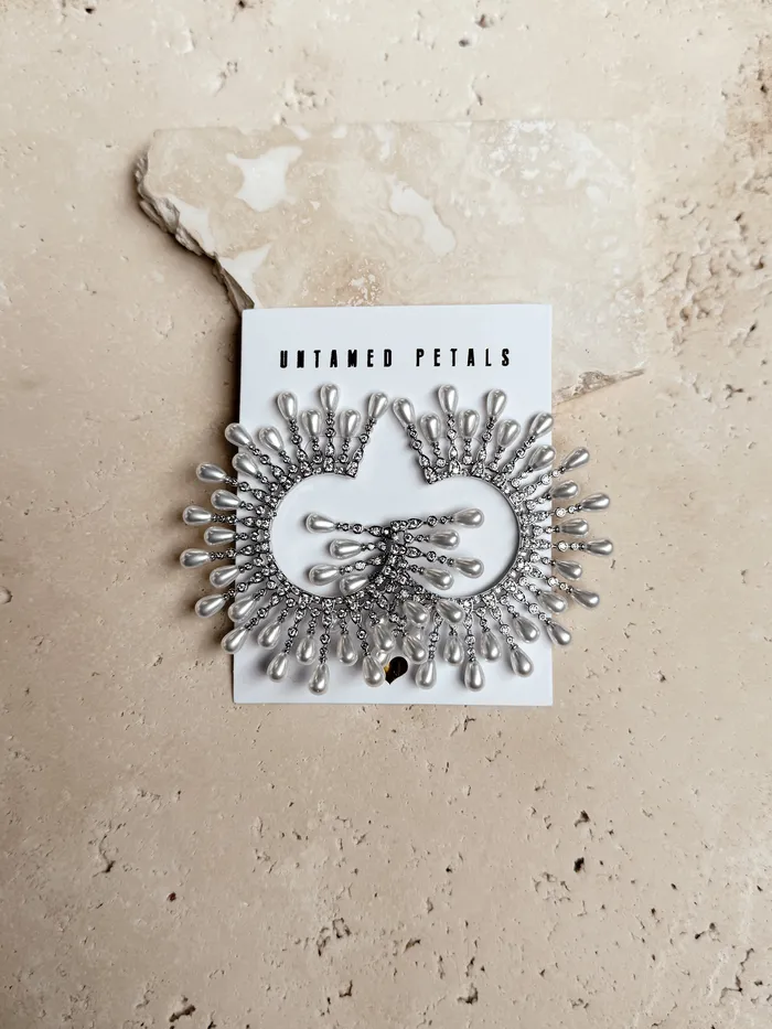 Award Show Sample Earring Untamed Petals Earrings