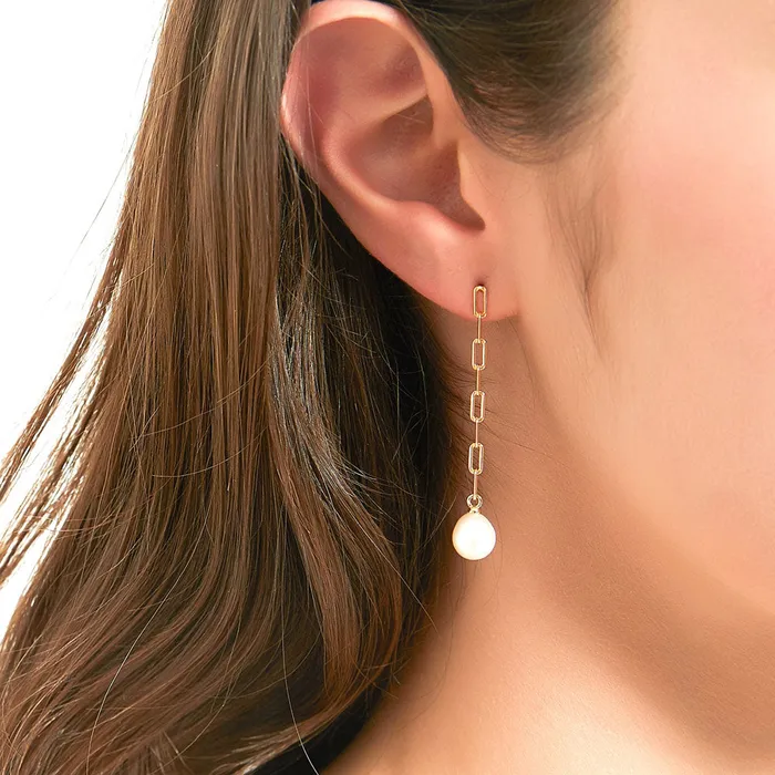 BERRICLE Earrings Solitaire Oval Cultured Pearl Earrings in Sterling Silver