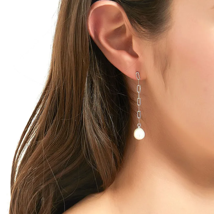 BERRICLE Earrings Solitaire Oval Cultured Pearl Earrings in Sterling Silver
