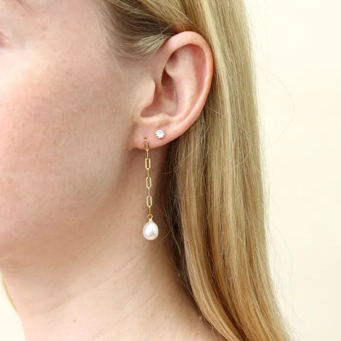 BERRICLE Earrings Solitaire Oval Cultured Pearl Earrings in Sterling Silver