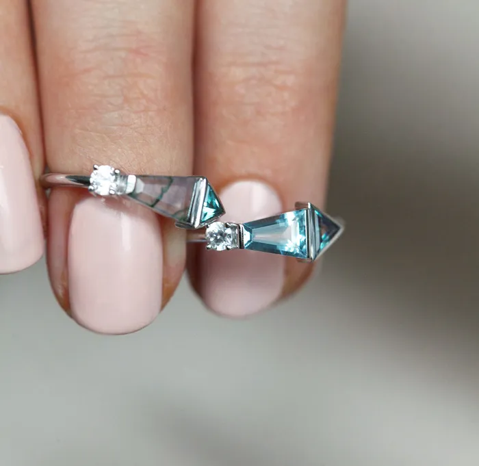 Capucinne Rings Dita Moss Agate Trapezoid Ring