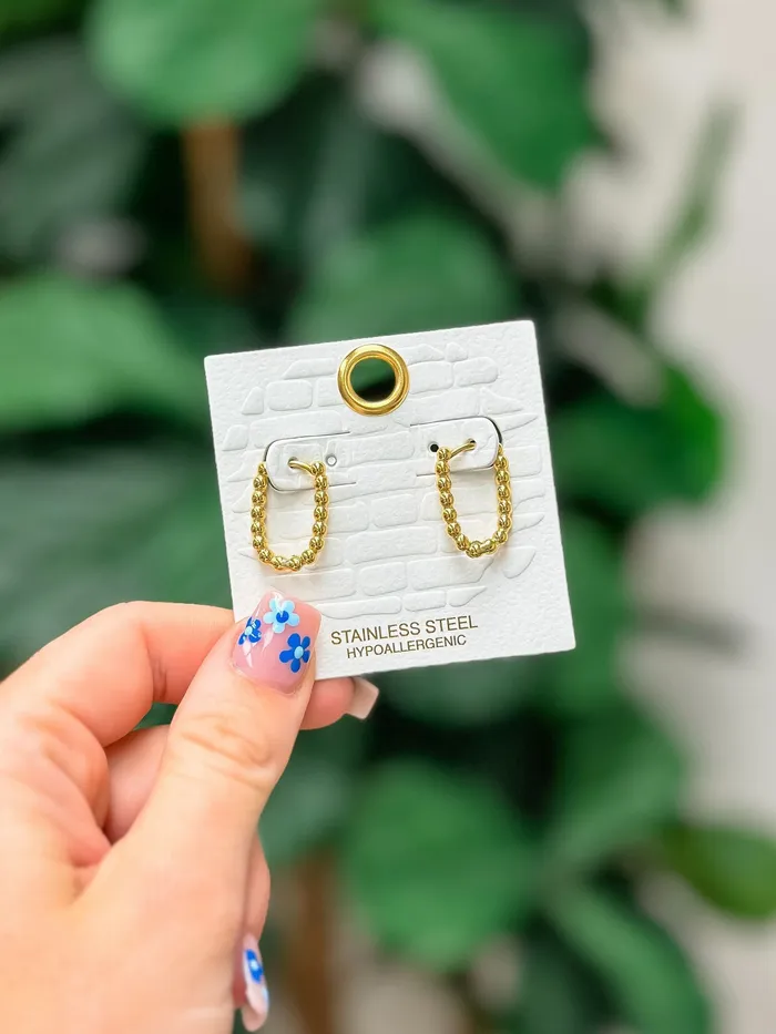 Classic Gold Oval Hoop Earrings Prep Obsessed PR Earrings