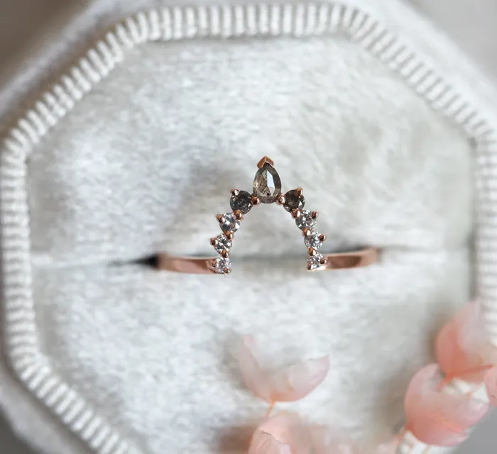Salt Pepper Diamond Wedding Ring With Side Diamonds Capucinne Rings