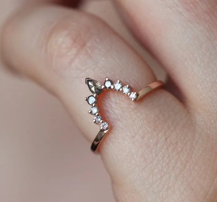 Salt Pepper Diamond Wedding Ring With Side Diamonds Capucinne Rings